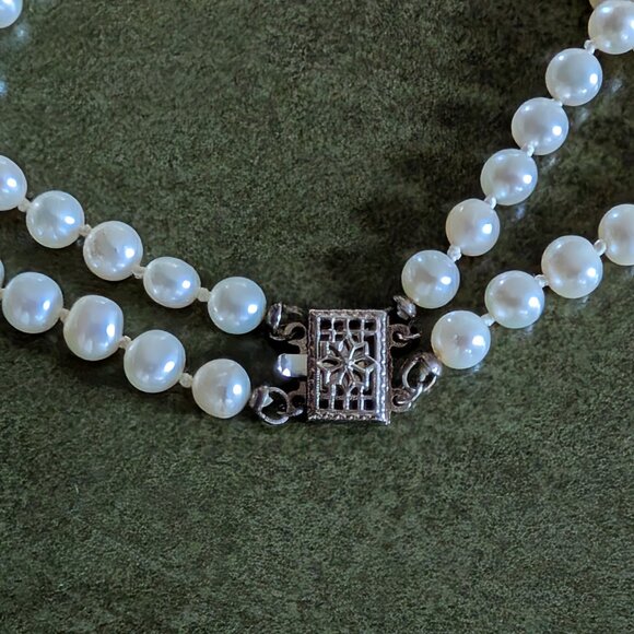 Pearl and Sterling Silver Bracelet - Picture 2 of 8